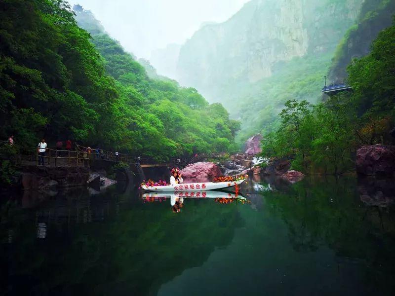 小宝贝打网球