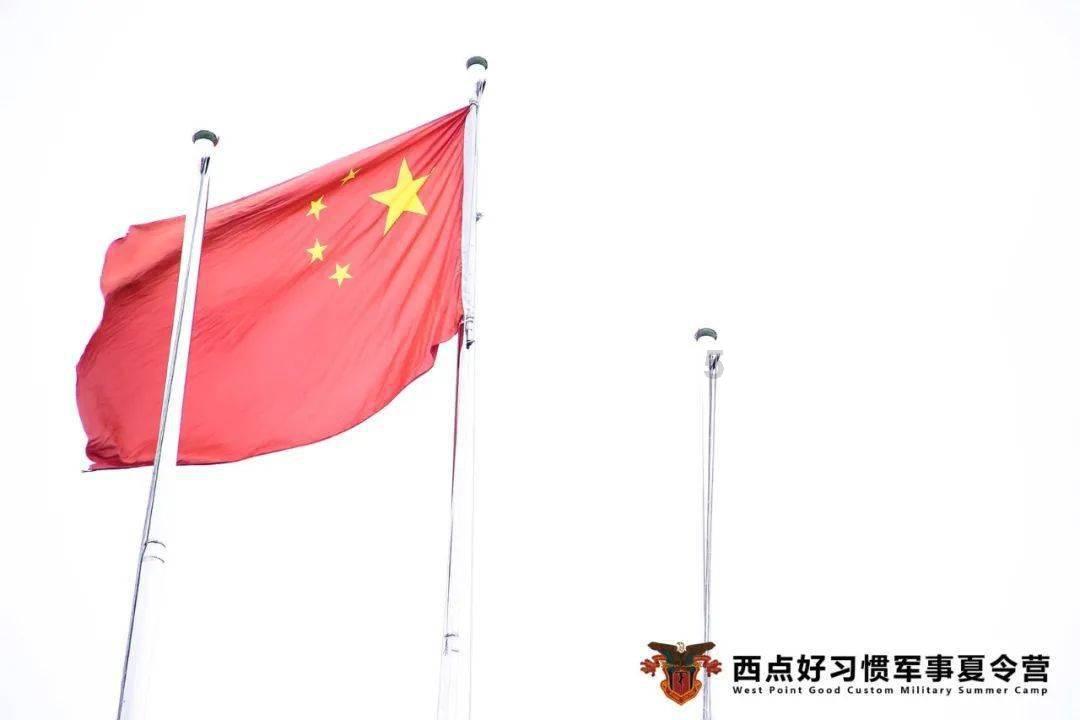 记者:米兰后卫佩莱格里诺已经决定租借加盟萨勒尼塔纳