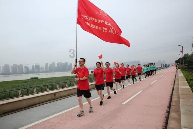 阜阳市颍东区:制造强区脚步铿锵