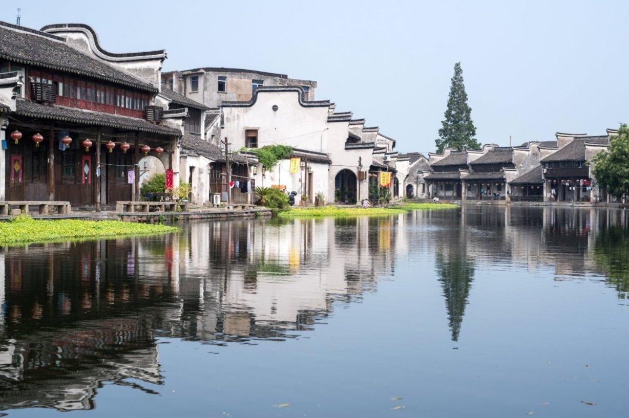 淮海战役后期，军委紧急调400万包香烟，80万斤猪肉发到战士手中